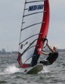 Mooie foto van Arno op zijn nieuwe Starboard iSonic. Met V8 7.0 er op.