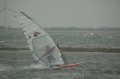 Speedsurfen op de Grevelingendam, in het baaitje, met S-Type 104 en North Warp F2006 6.3.<br />Het was echt miezerig weer.