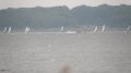 Start van de Island Race:&nbsp;Defi Wind style, met een speedboot die over de start vaart. Ik zit helemaal rechts.