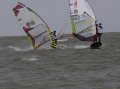 Mooie foto gemaakt tijdens mijn 1ste heat in mijn 1ste NK.<br />In gevecht met Alexander Verhage (NED-75) bij de 1ste boei.
