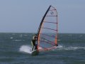 Proberen om te gyben in de golven met die verdomt smalle Cat.