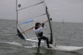 Nauwlijks wind bij de boven boei. Race werd dan ook ingekort en dit was de finish. Lekker cruisen met de lange deur.
