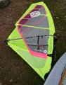 Eerste keer de Banzai 5.3 opgetuigd en gebruikt. Mooie kleuren het geel en roze. Samen met de FSW 102 en Makani 26cm gevaren.