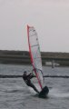 Martijn hoogte lopend de baai uit.