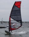 Jeroen toont zijn nieuwe Challenger sails.