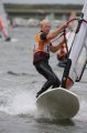 Arno in een gybe bij een boei