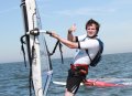 Finish van de laatste heat van het WK Raceboard masters.&nbsp;&nbsp;Het zit er op.&nbsp;Mijn Kop nog wit van de zonnebrand, warmste dag sinds jaren en dan 5 uur op het water! Het was weer een mooie dag.